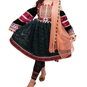 Afghanistan cultural clothing